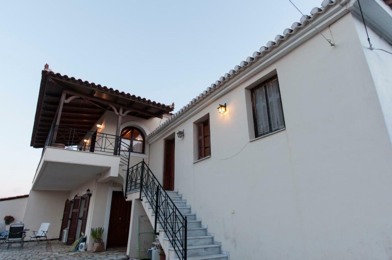 Апартаменти The House Of "Angelina", Magnificent View Of The Sea Метоні Екстер'єр фото